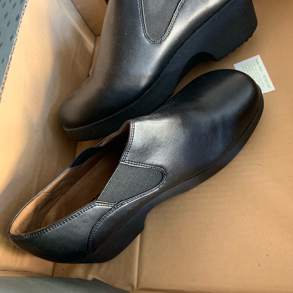 Women’s Black Slip-On Shoes
